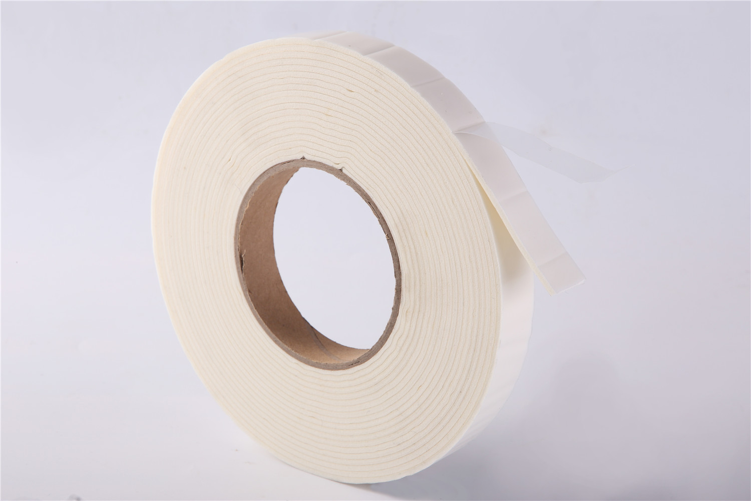 White PVC sealing tape with PET film